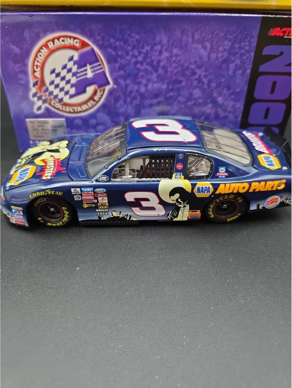 1:24 ACTION 2000 #3 NAPA UNIVERSAL MONSTERS DRACULA RON HORNADAY RCR MIB